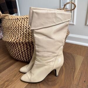 Vintage 80s Capezio Cream Bone Slouch Boot 7